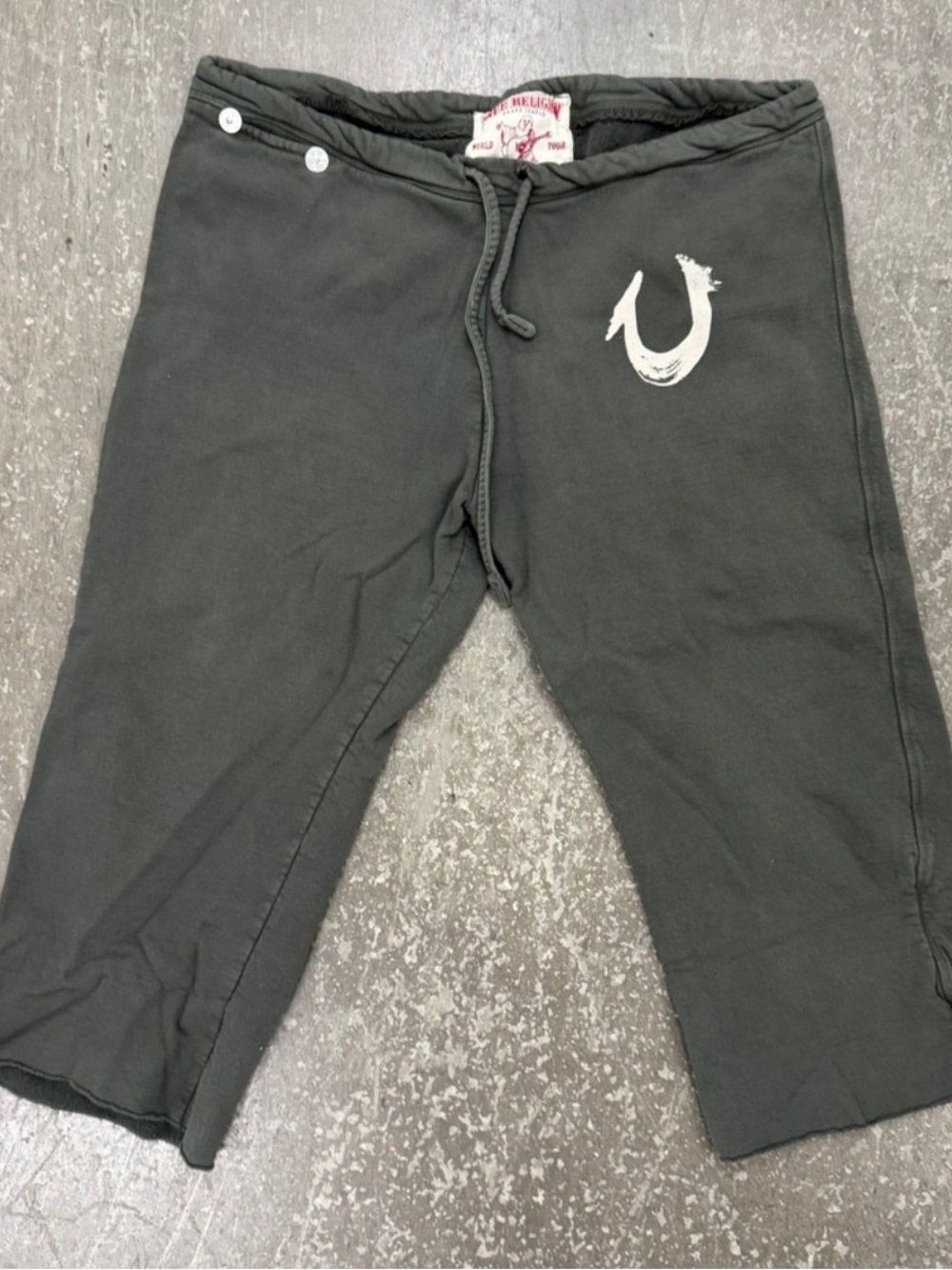 🔥True Religion Drawstring Y2K 3/4 Cut jogger shorts Large!!